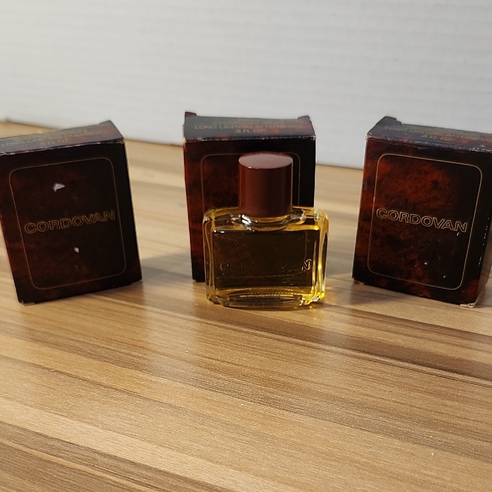 Avon Cordovan Long Lasting Aftershave